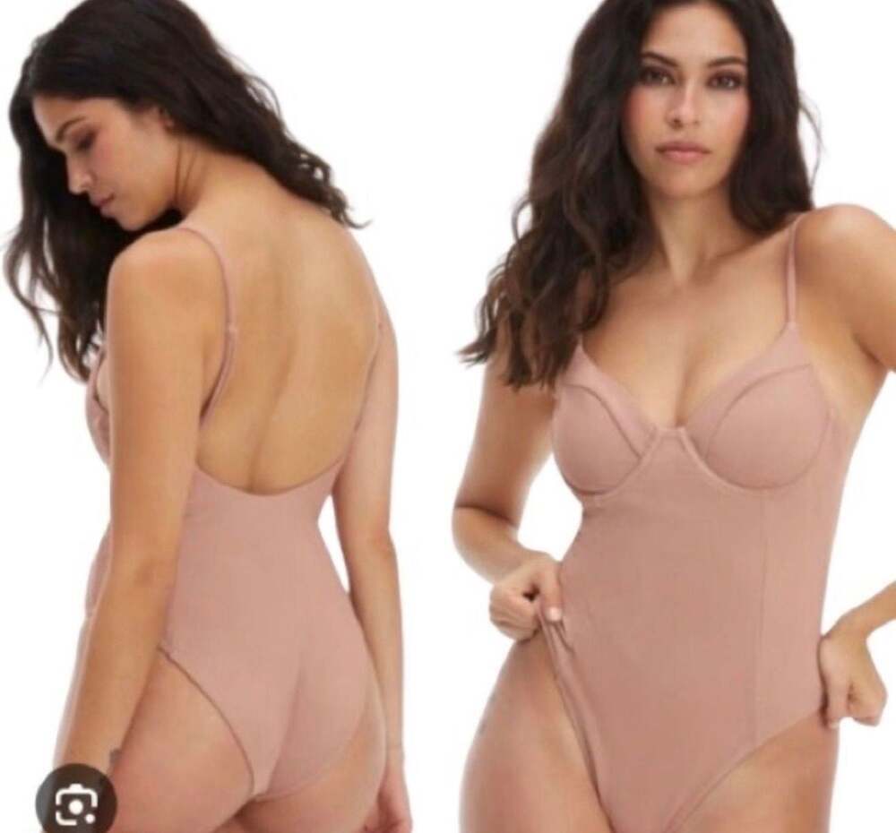 Good American Rib Show Off One Piece Swimsuit in Desert Rose